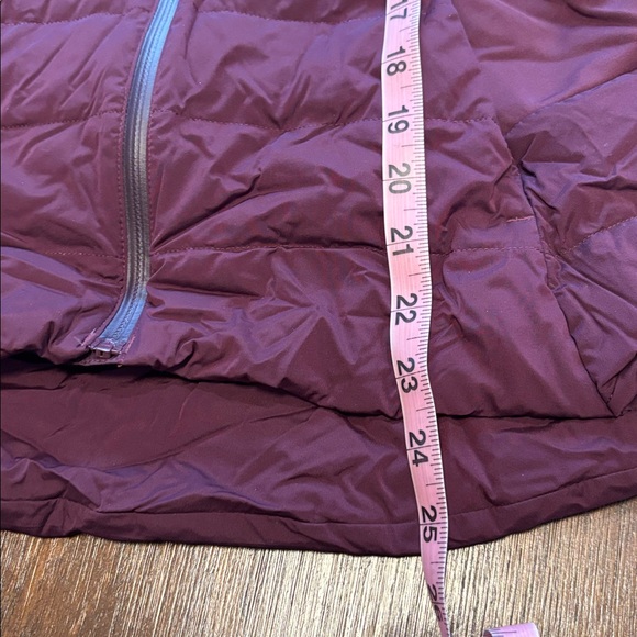 Lululemon Athletica Maroon Hooded Puffer Jacket - Picture 8 of 9